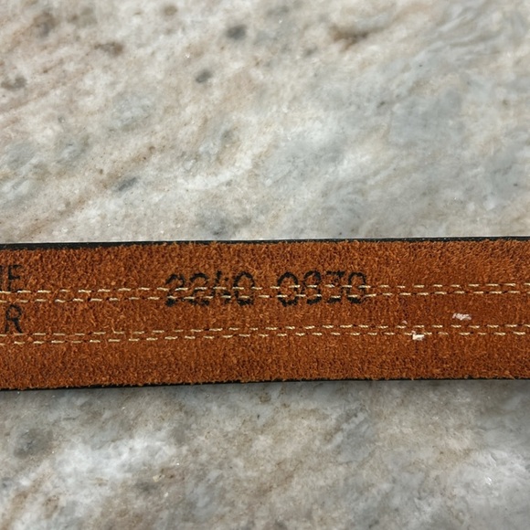 Leegin Men’s Leather Belt 32 with solid brass buckle brown - Picture 3 of 16